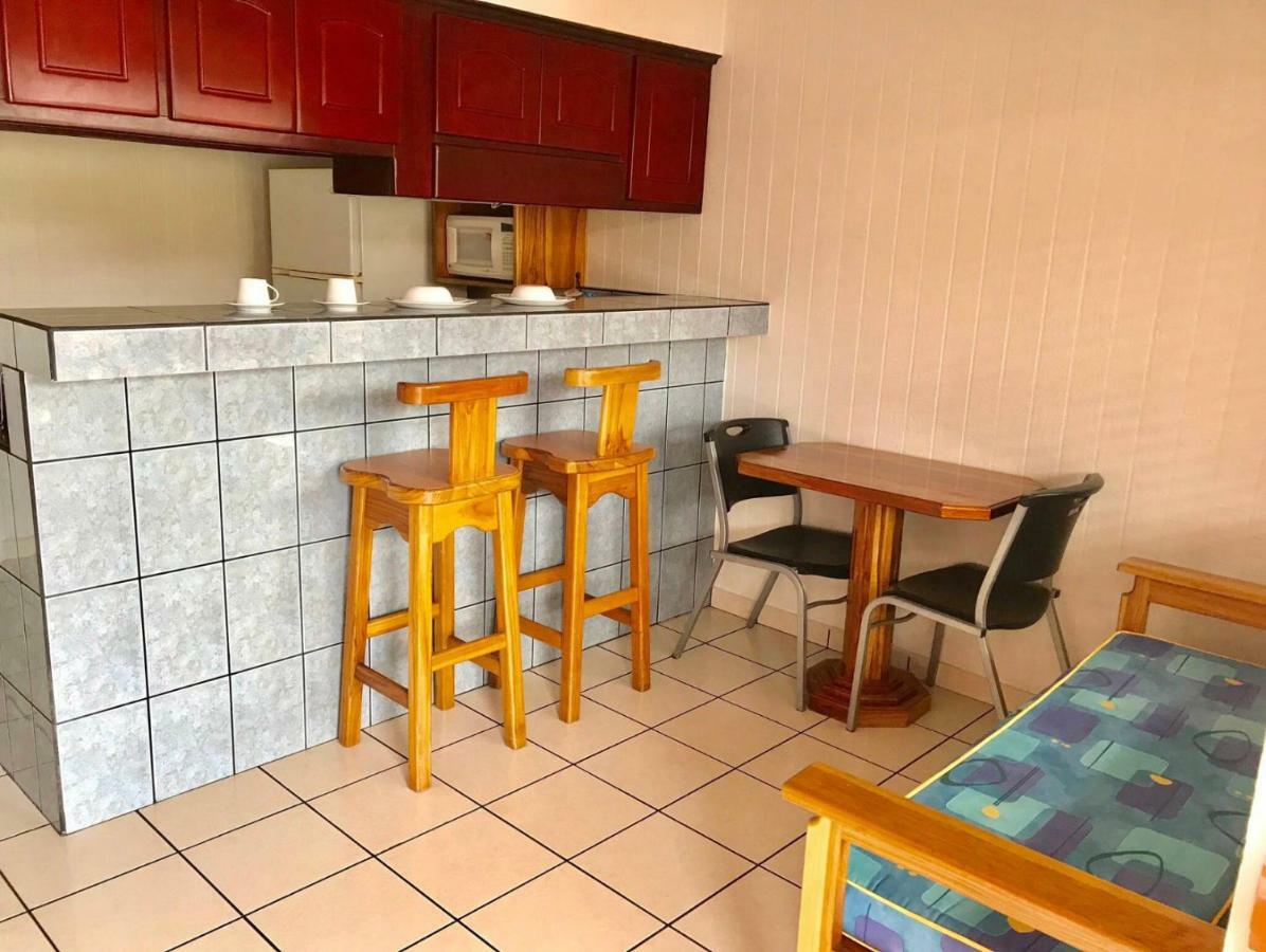 Prado Inn & Suites San Jose  Luaran gambar